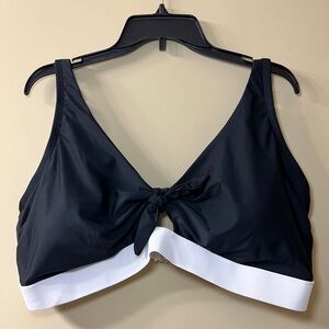 NWT Aqua Couture Bikini Top Size 3X